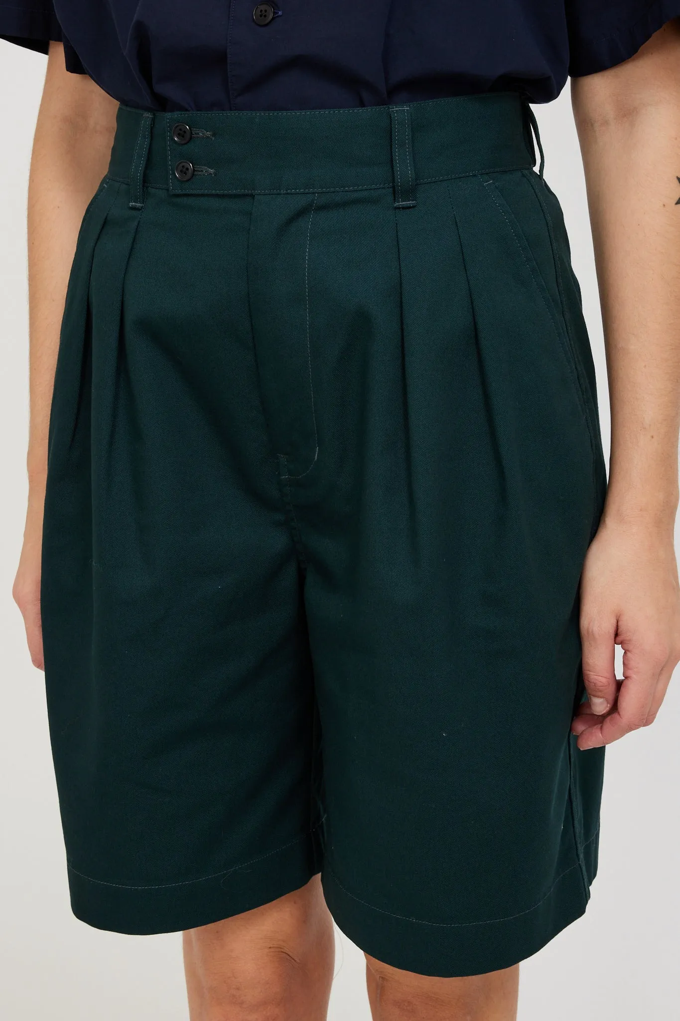 2 Tuck Shorts Green