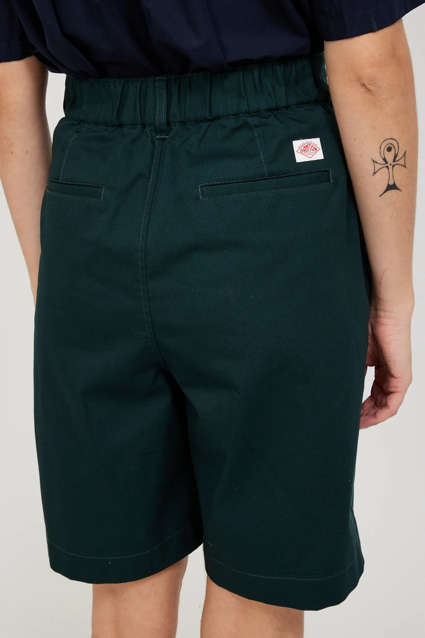 2 Tuck Shorts Green