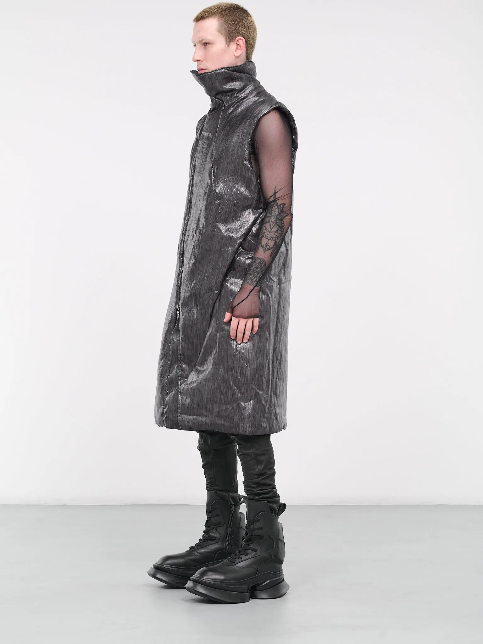 Distortion Trench Vest (DISTORTION-TRENCH-VEST-SILVER-)